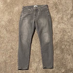 💜 Loft Gray Skinny Jeans 🖤